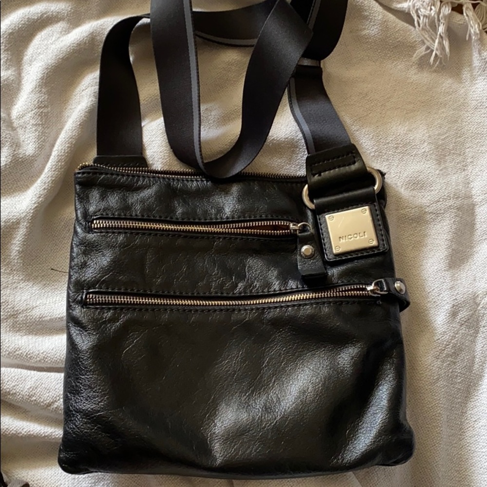 Leather Nicoli Purse